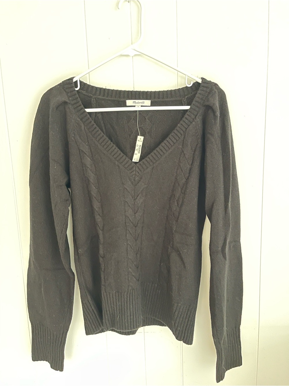 NWT Madewell V-Neck Pullover Sweater in Merino Wool Black Medium - Picture 2 of 5